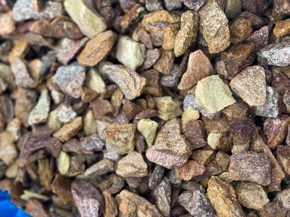 Златолит персиковый декоративная каменная крошка купить в Нижней Туре