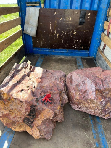 Ландшафтные глыбы красно-фиолетовые 200-1000 килограмм купить в Нижней Туре