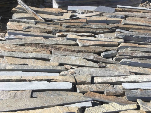 Горбушка златолит мультиколор для облицовки купить в Нижней Туре