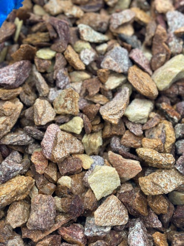 Златолит персиковый декоративная каменная крошка купить в Нижней Туре