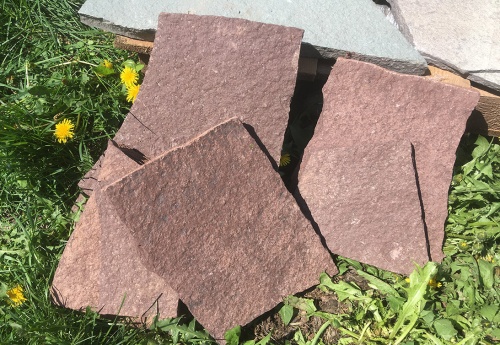 Плитняк лемезит бордовый для цоколя 1,5-2 см купить в Нижней Туре