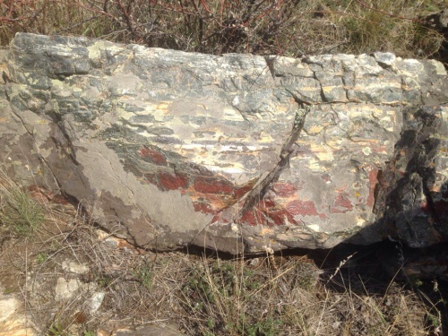 Гигантские зелёные валуны для ландшафтного дизайна весом более 5 тонн купить в Нижней Туре