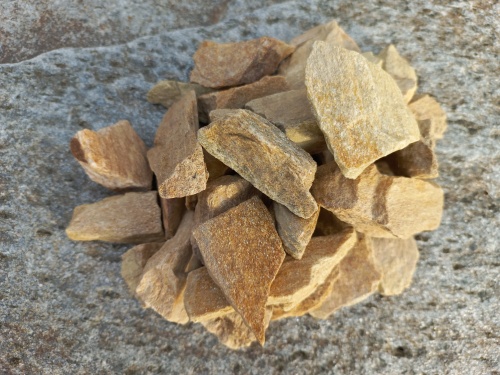 Златолит жёлтый декоративная каменная крошка купить в Нижней Туре