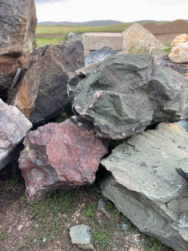 Камни для ландшафтного дизайна зелёные 10-60 килограмм купить в Нижней Туре