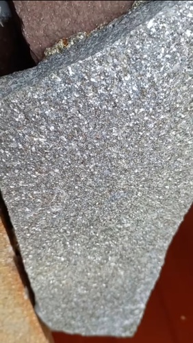 Плитняк златолит серебристый для цоколя, отмостки купить в Нижней Туре