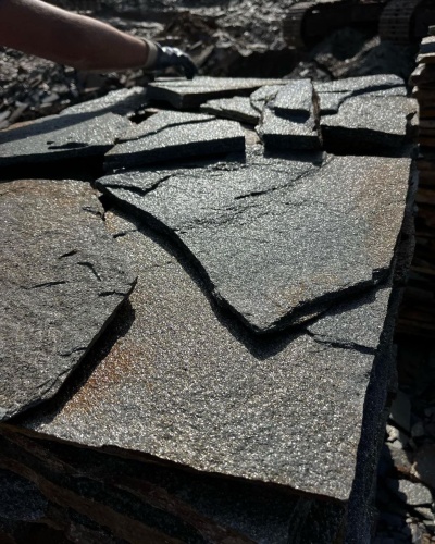 Плитняк златолит серебристый для фасада купить в Нижней Туре