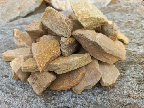 Златолит жёлтый декоративная каменная крошка купить в Нижней Туре